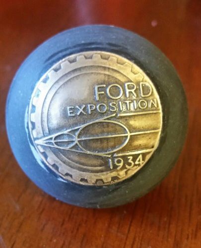 Vintage bakelite ford hotrod shift knob