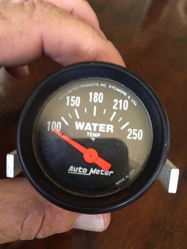 Auto meter water temp gauge 2 1/4&#034; wide
