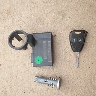 Pt cruiser ignition immobilizer and key with cylinder