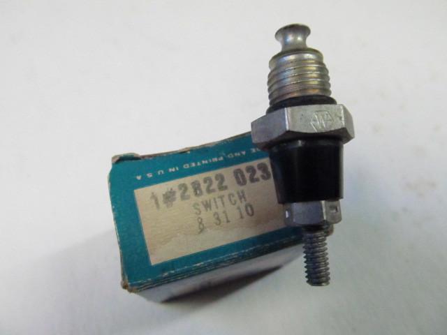 Nos mopar 2822023 brake waring switch 70-71 a e&b body aar hemi cuda t/a duster