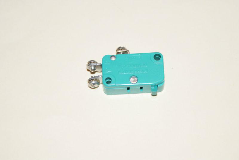 Hawker service door microswitch