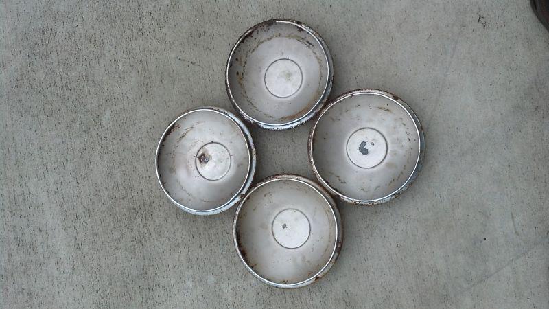 Lot of 4 Vintage Chrome Boat Utility Trailer Single Hubcaps, US $0.99, image 2