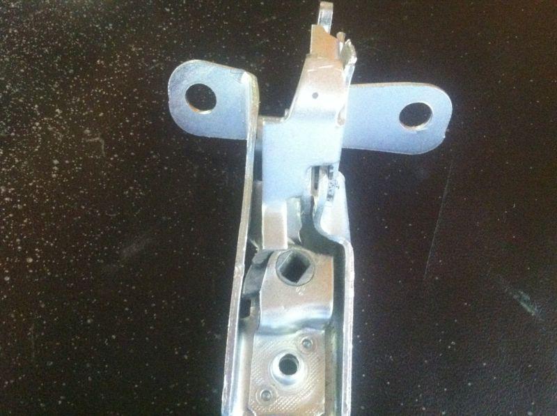 Buy 195660 CORVETTE (ORIGINAL) TRUNK LID LATCH MECHANISM in San Jose