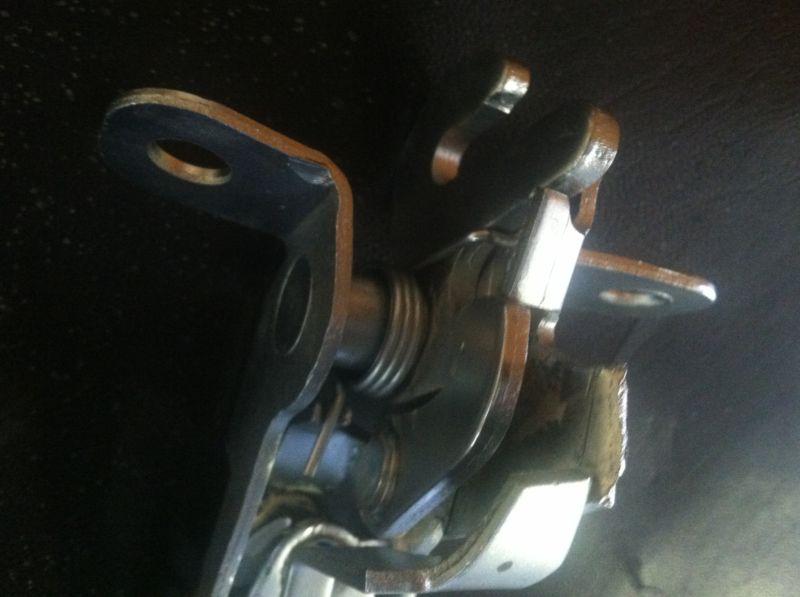 Buy 195660 CORVETTE (ORIGINAL) TRUNK LID LATCH MECHANISM in San Jose