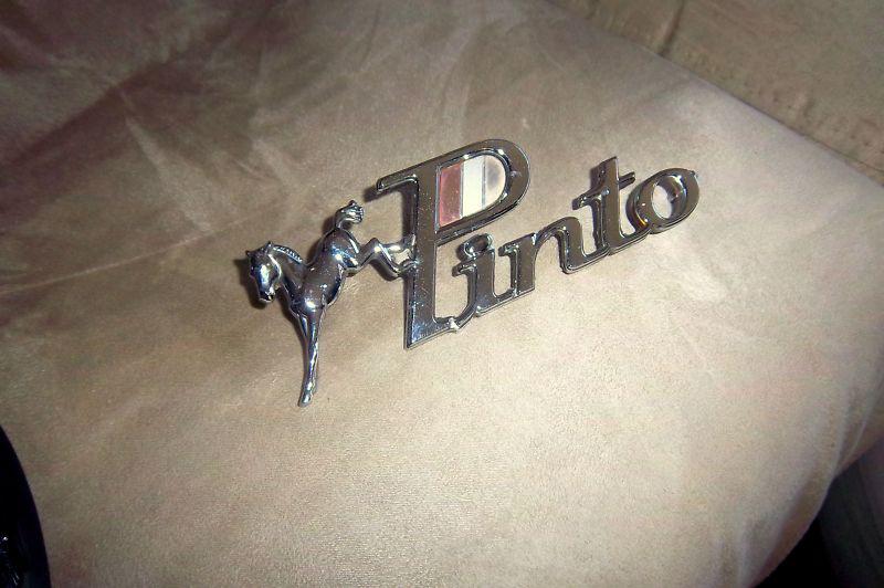 Ford pinto emblem