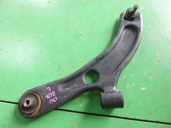 Suzuki swift 2006 front left lower arm [1351740]