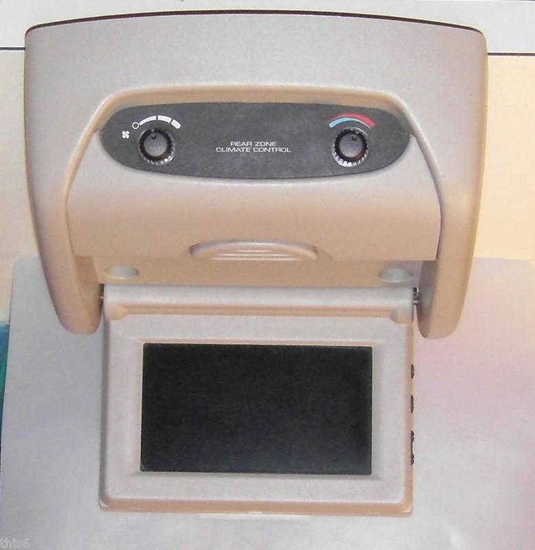 2003-2007 03 04 05 06 07 caravan grand caravan town & country 7" flip screen oem