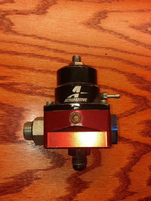 Buy Aeromotive 13101 EFI Bypass Fuel Pressure Regulator in Lynbrook