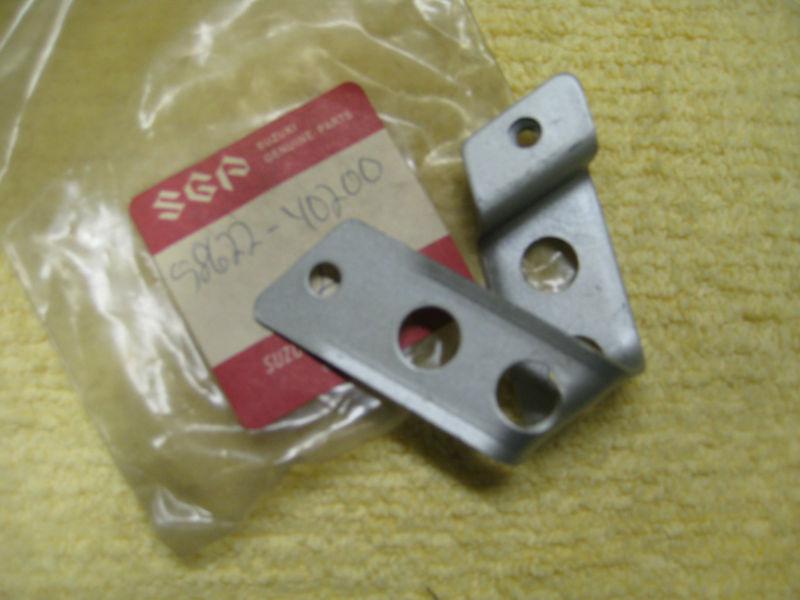 Suzuki rm125 rear brake cable guide nos!