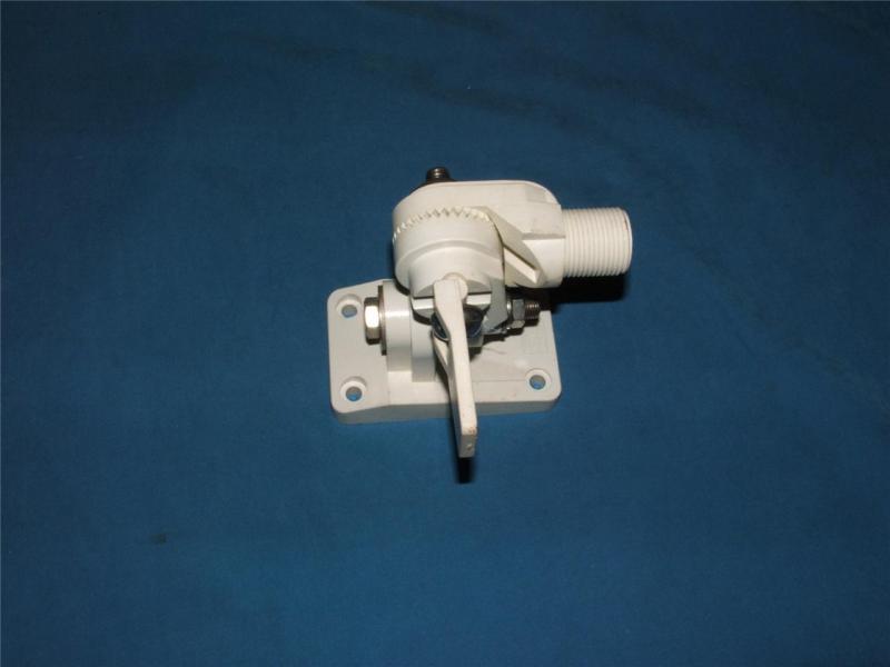 Vhf or fm antenna locking mount    boat parts & hardware