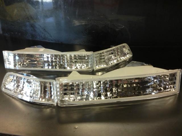 New 1995-98 acura tl clear 4 piece bumper lamps (pair) left & right