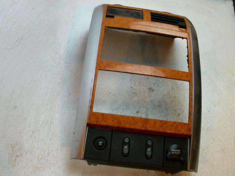 2008 dodge aspen radio trim dash bezel 2616431