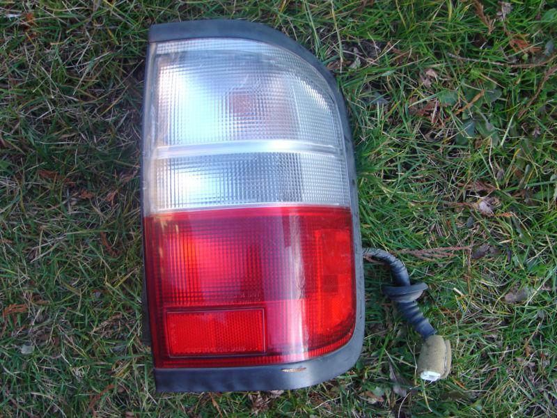 1997 98 99 00 infiniti qx4 tail light oem rh 