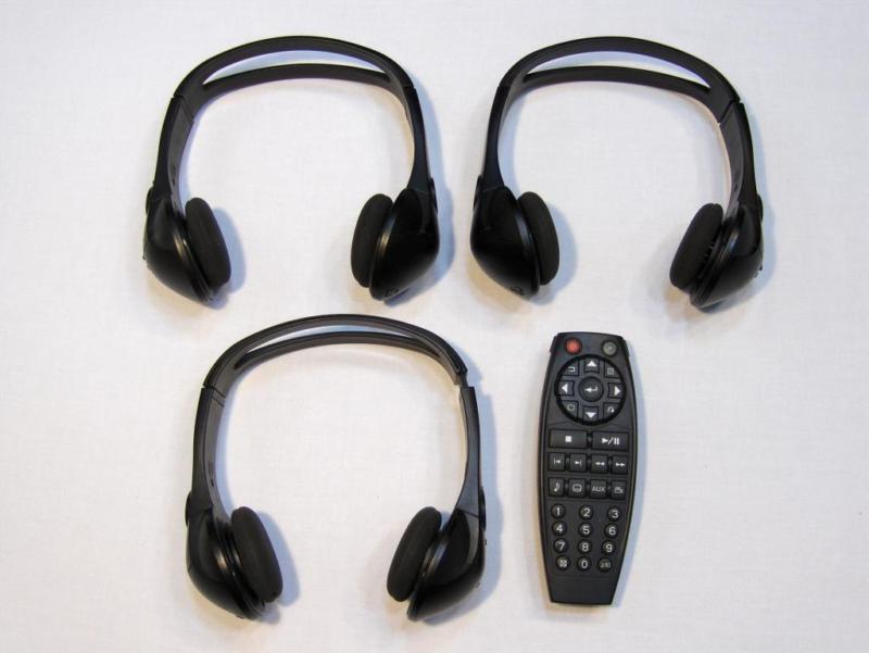 General motors wireless headphones - 3 sets plus remote 