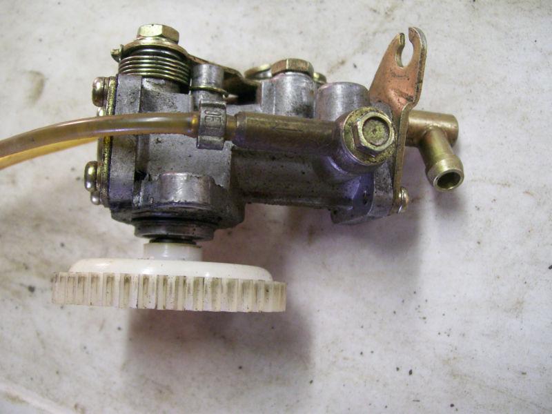Buy Ski Doo Rotax 670 Mikuni oil pump assembly 90's Summit in Ludlow