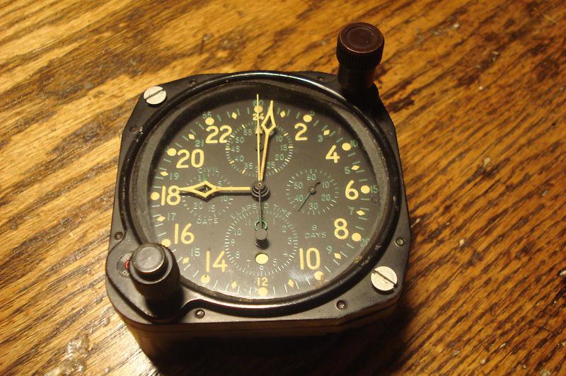 Vintage hamilton 37500 8 day clock ww2 usn aircraft fighter 