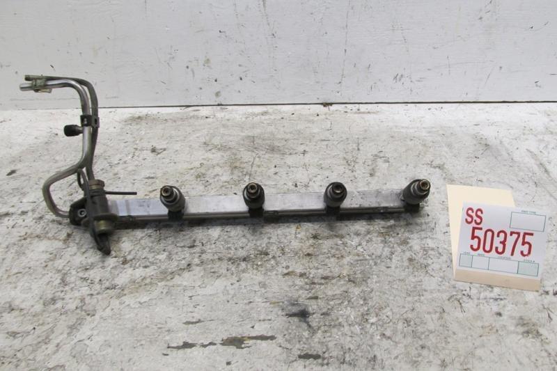 93 94 saturn sl2 sedan 1.9l 4cyl engine fuel injection rail pressure regulator 