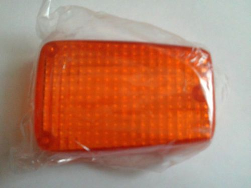 1 amber turn signal lens