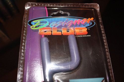 The club designer series 1050t club steering wheel lock - brand new - blue