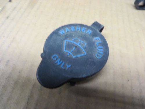 Cadillac deville 91-94 1991-1994 washer fluid cap w/ retainer