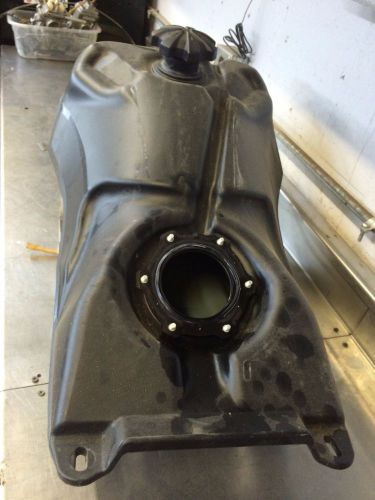 Yamaha nytro 2008 fuel tank