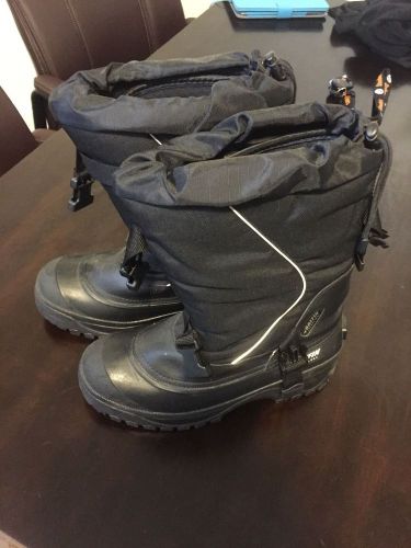 Baffin men&#039;s snow boot (black) 13 m us only worn a few times