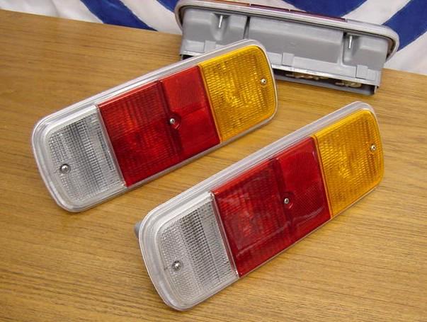 Vw late bus complete tailight assemblies   nos