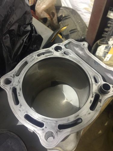 Suzuki ltr stock cylinder and piston