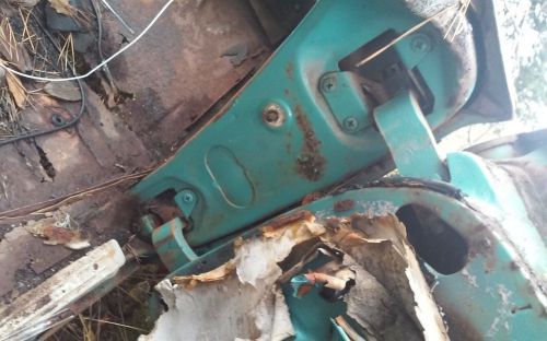 1959 60 chevy impala biscayne belair passenger side door hinges