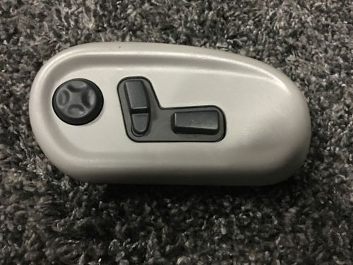 97 98 99 00 01 02 03 04 05 buick park avenue passenger power seat switch