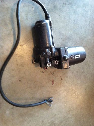 Omc cobra trim pump