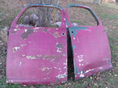 Vintage rustic rusty 1950&#039;s ?? studebaker truck doors  ??????? $75.00 each door