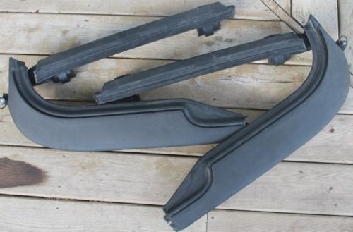 Jeep wrangler tj pair soft top door surrounds 97 - 2006.