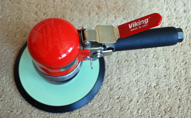 Viking orbital sander - v200
