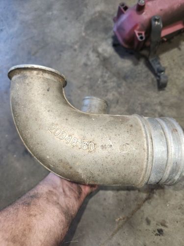 MACK MP8 DISCHARGE RECIRCULATION VALVE 20940438 AND CONNECTOR 20948160, US $125.00, image 2