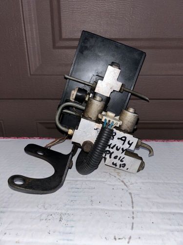 1988-1994 chevy pickup 1500 2500 3500 brake proportioning valve w/ module #store