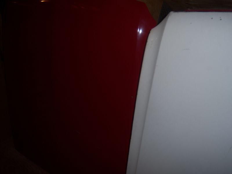 1965 1966 ford mustang used excelent  white  hood