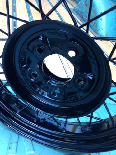 Vintage 1932 Ford Wire Wheel 18