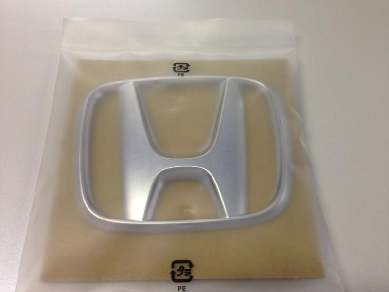 New genuine 02-05 honda civic si 03-05 coupe sedan front grille h chrome emblem