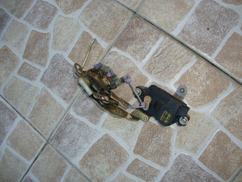 Mitsubishi 3000gt stealth oem right door lock latch actuator  