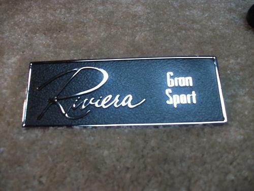 1965 riviera gran sport gs dash emblem new 65
