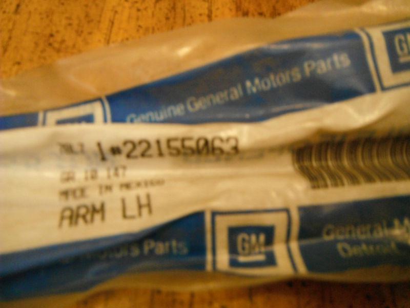 NOS Genuine GM 22155063LH Drivers Side Wiper Blade Arm Caprice Impala Roadmaster, US $26.49, image 3