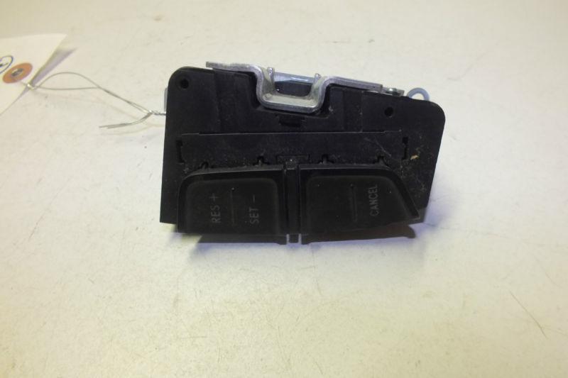 Find 2001 2002 2003 2004 2005 Volkswagen Passat Steering Cruise Control