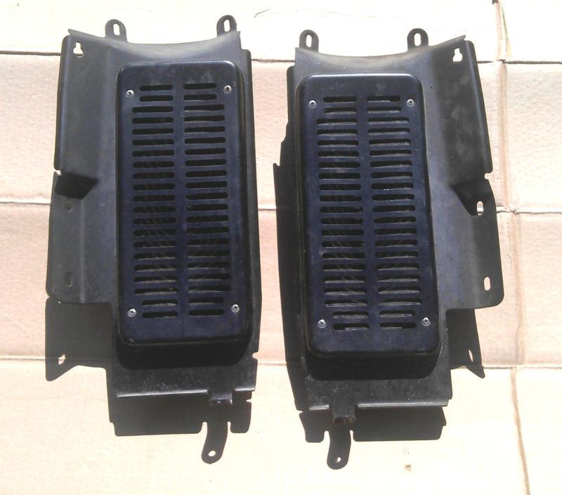73-87 chevy gmc truck rear speaker brackets and grilles w/ speakers