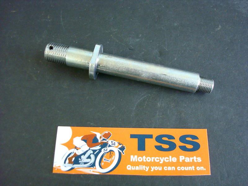 82-0867 triumph t100 t90 brake pedal pivot spindle