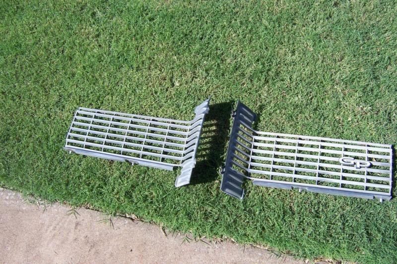 1968 pontiac grand prix pair of grilles in good used condition