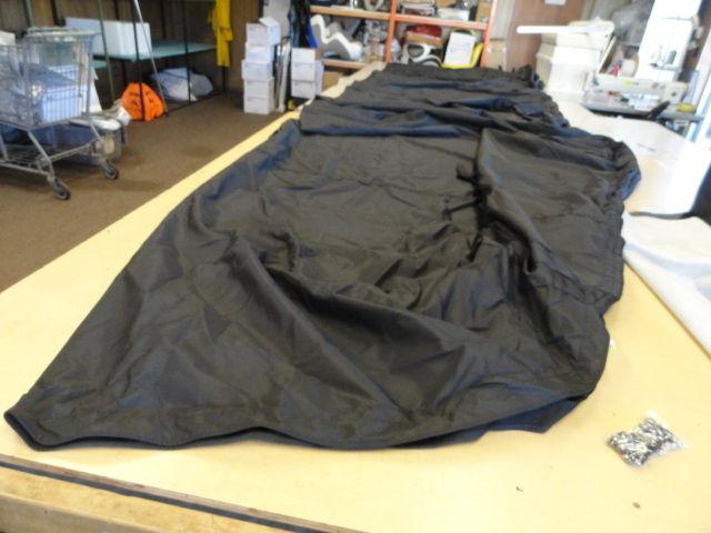 Bennington 2575 qcw i/o mooring cover (2012) 331" x 124" black marine boat