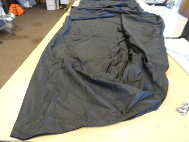 BENNINGTON 2575 QCW I/O MOORING COVER (2012) 331