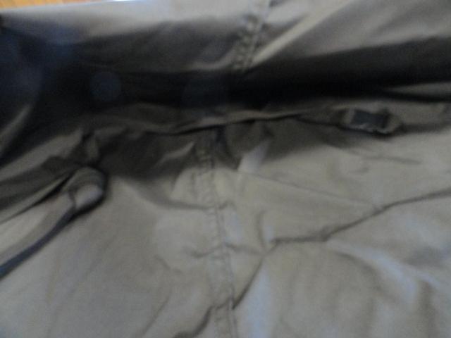 BENNINGTON 2575 QCW I/O MOORING COVER (2012) 331