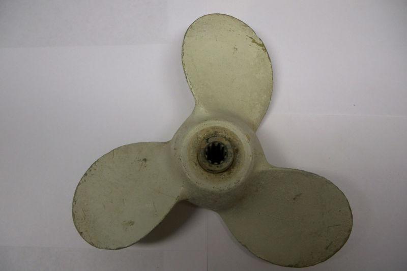 Outboard propeller 7